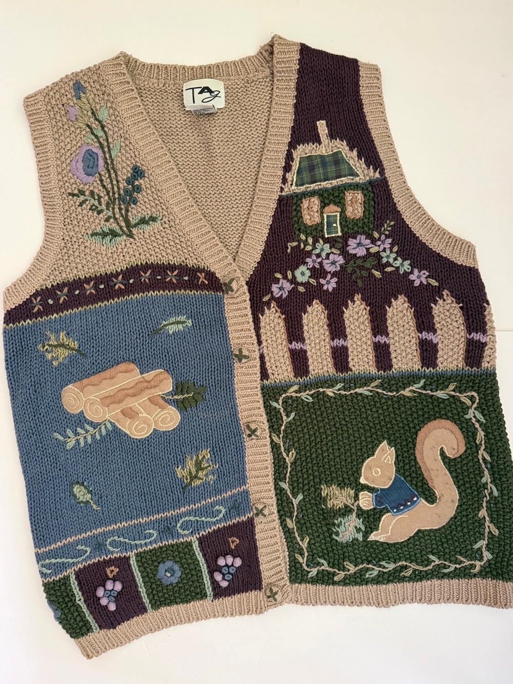Vintage TAG Knit Beige Sweater Vest Boho with Squirrel House Women’s Size M